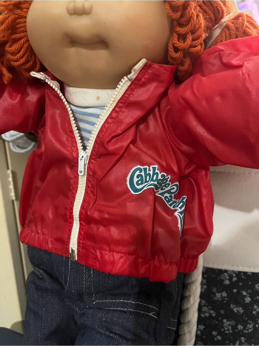 Cabbage Patch Kids Red Hair w/ Green Eyes and Track Jacket (1983)-Issabel Ranna - Picture 2 of 9